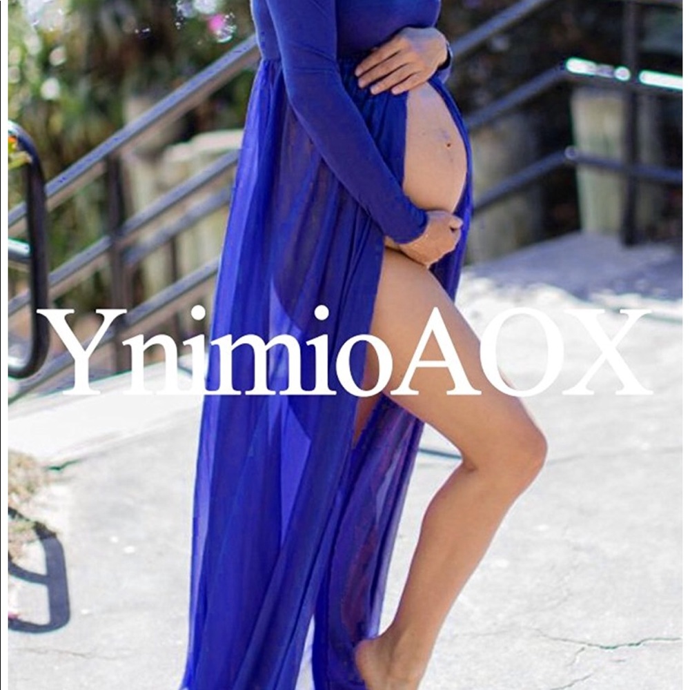 Beautiful Maternity Dress!